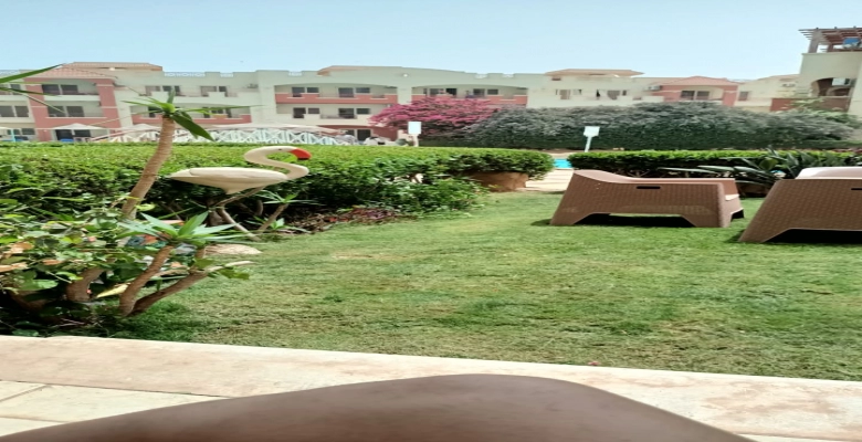 شاليه للايجار في قريه لاسرينا في العين السخنه