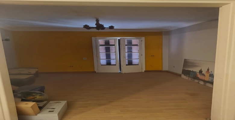 شقة للبيع في الزمالك وبسعر مغري | Algomhoria