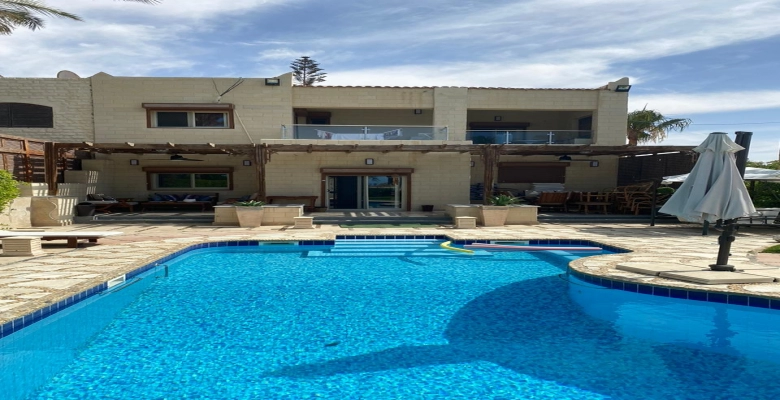 فيلا للبيع بمارينا