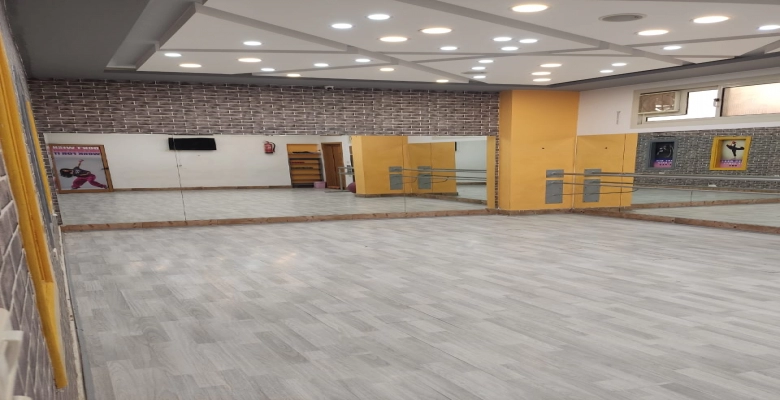 مكان عبارة عن جيم مميز جدا في ارقي مكان في المقطم A very special gym in the most prestigious place in Mokattam