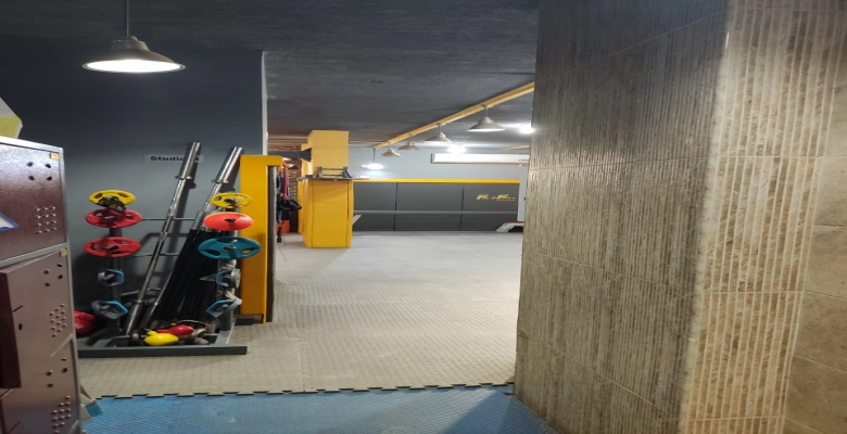 مكان عبارة عن جيم مميز جدا في ارقي مكان في المقطم A very special gym in the most prestigious place in Mokattam