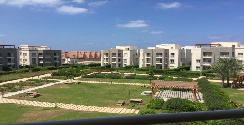 شاليه للبيع  في قريه امواج في  ساحل الشمالي Chalet for sale in Amwaj village on the northern coast