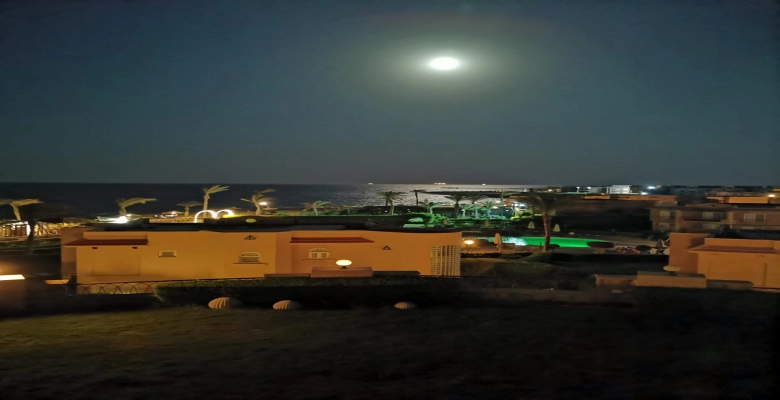 شالية في قريه امباير بالعين السخنه بعد بورتو السخنه  Chalet in Empire Village, Ain Sokhna, after Porto Sokhna