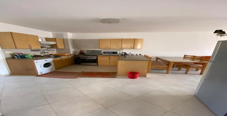 شالية للايجار في امواج بالساحل الشمالي    Chalet for rent in Amwaj, North Coast