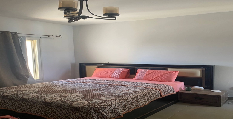 شاليه للإيجار في قرية امواج الساحل الشمالي Chalet for rent in Amwaj North Coast Village