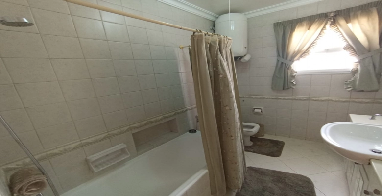 شقه للايجار في عبد المنعم رياض بالجيزه   Apartment for rent at 18 Abdel Moneim Riad Street, Giza