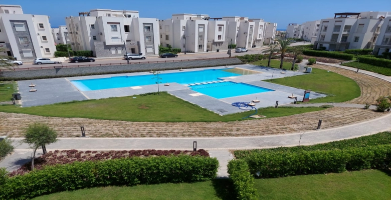 شالية للإيجار في قرية امواج الساحل الشمالي Chalet for rent in Amwaj North Coast Village