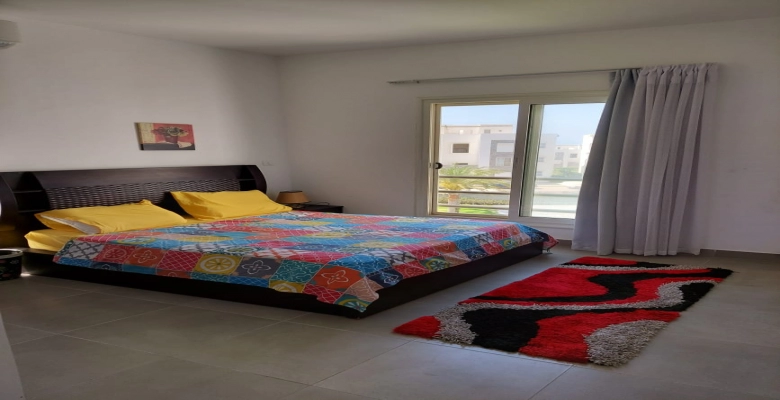 شالية للإيجار في قرية امواج الساحل الشمالي Chalet for rent in Amwaj North Coast Village