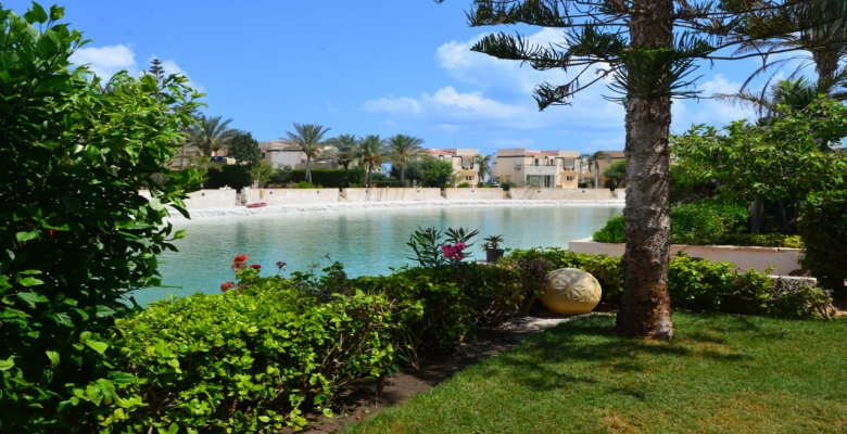 فيلا للايجار في قرية فرجينيا بالساحل الشمالي