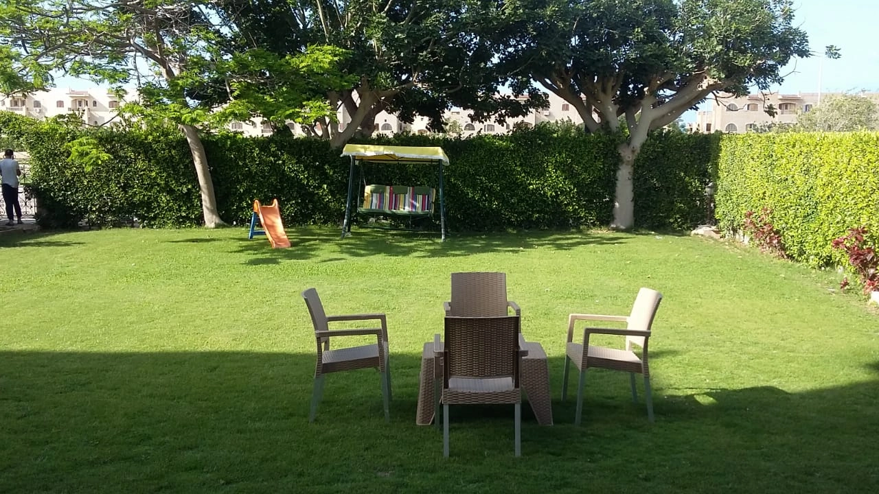 شالية للايجار فى مارينا 6  الساحال الشمالى متاح يوم جمعه1 15/8و سبت16/8