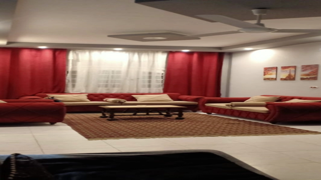 شالية للايجار فى مارينا 6  الساحال الشمالى متاح يوم جمعه1 15/8و سبت16/8