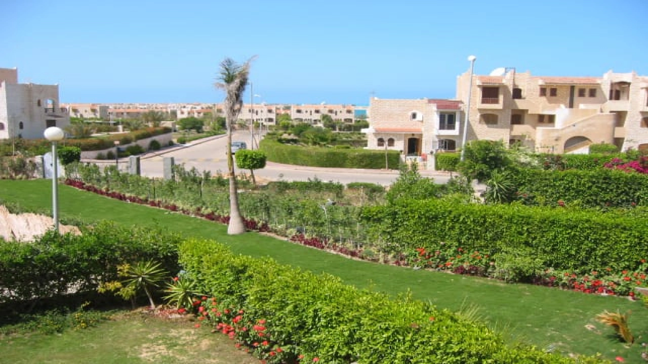 شاليه للايجار بالساحل الشمالى مارينا 4 - Chalet for rent in North Coast Marina 4