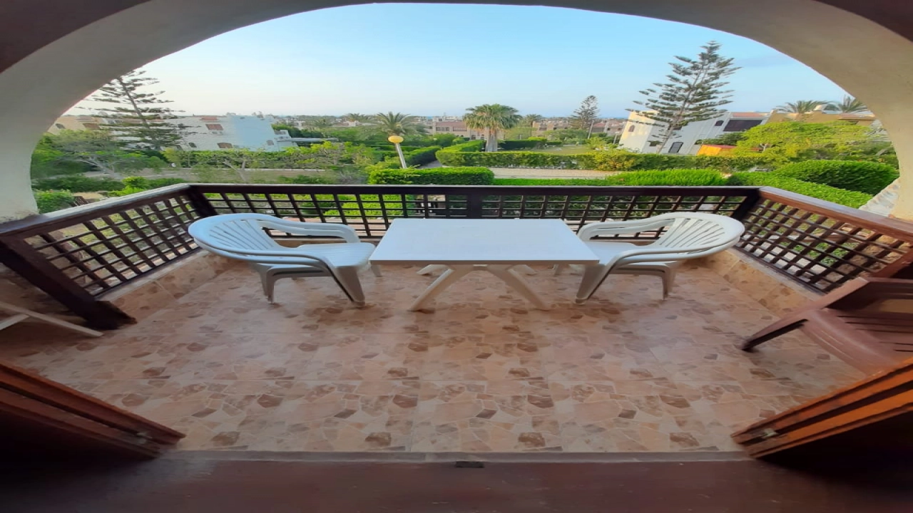 شالية للايجار فى مارينا 1 /algomhoria