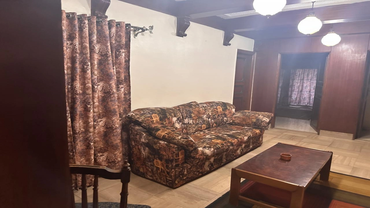 شقه للايجار في شارع الجزيره بالزمالك