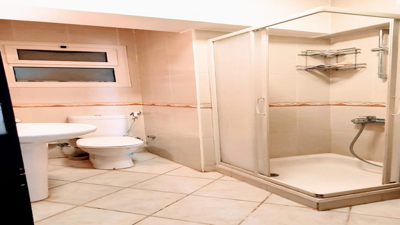 شاليه للايجار بقرية تلال بالعين السخنة 2 غرف