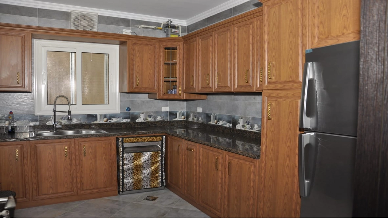 شقة للبيع بشارع اسراء المعلمين - المهندسين / Apartment for sale on Asraa Al-Mualimin Street - Al-Mohandseen.