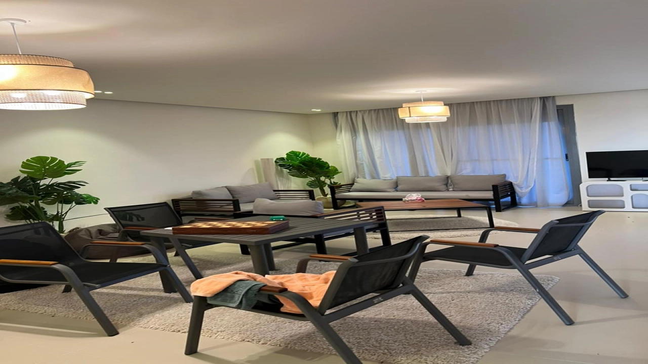 فيلا للايجار فى مراسي (الساحل الشمالى ) , Villa for rent in Marassi (North Coast)