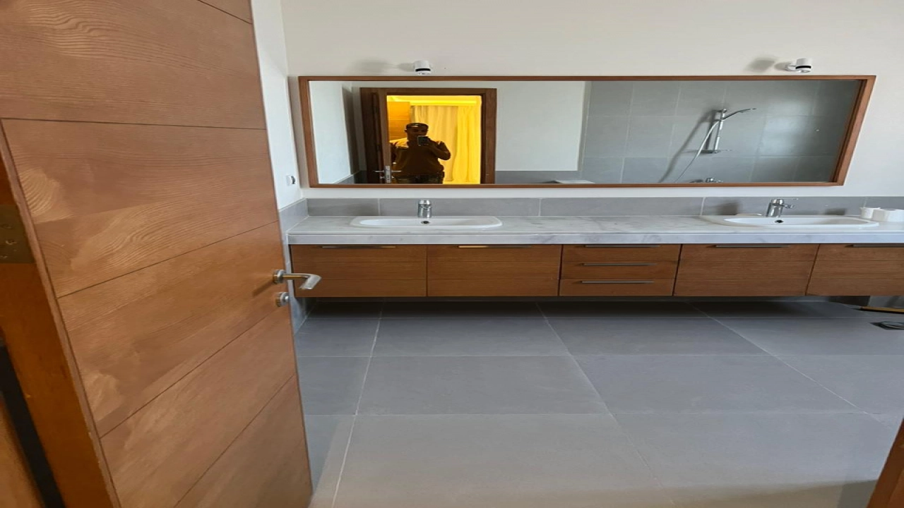 فيلا للايجار فى مراسي (الساحل الشمالى ) , Villa for rent in Marassi (North Coast)