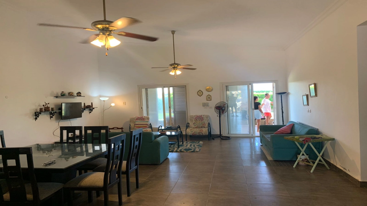 فيلا للبيع في قرية امواج الساحل الشمالي سيدي عبد الرحمن Villa for sale in Amwaj Village, North Coast, Sidi Abdel Rahman