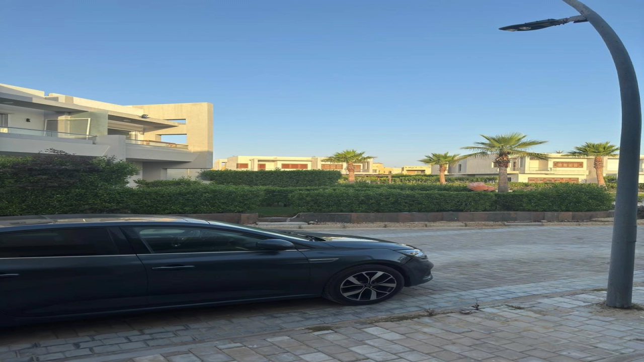 فيلا للايجار فى لافيستا كاسكادا(سيد عبدالرحمن ) , Villa for rent in La Vista Cascada (Sayed Abdel Rahman)