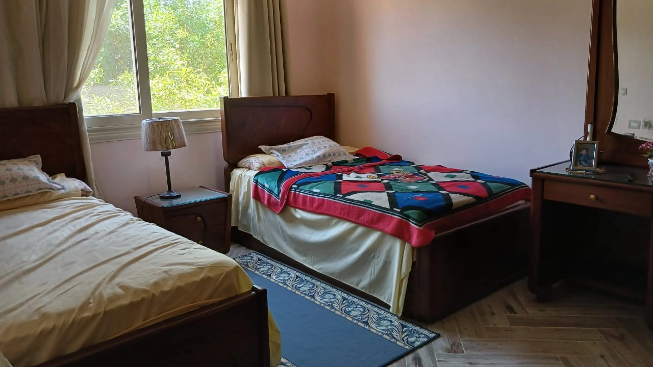 فيلا للبيع مساحه 250م - في كمبوند ايفر جرين 6- اكتوبر - امام المطار