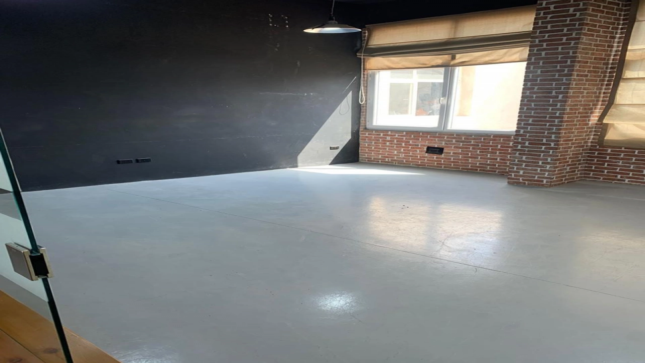 مكتب اداري 237م للبيع في الشيخ زايد