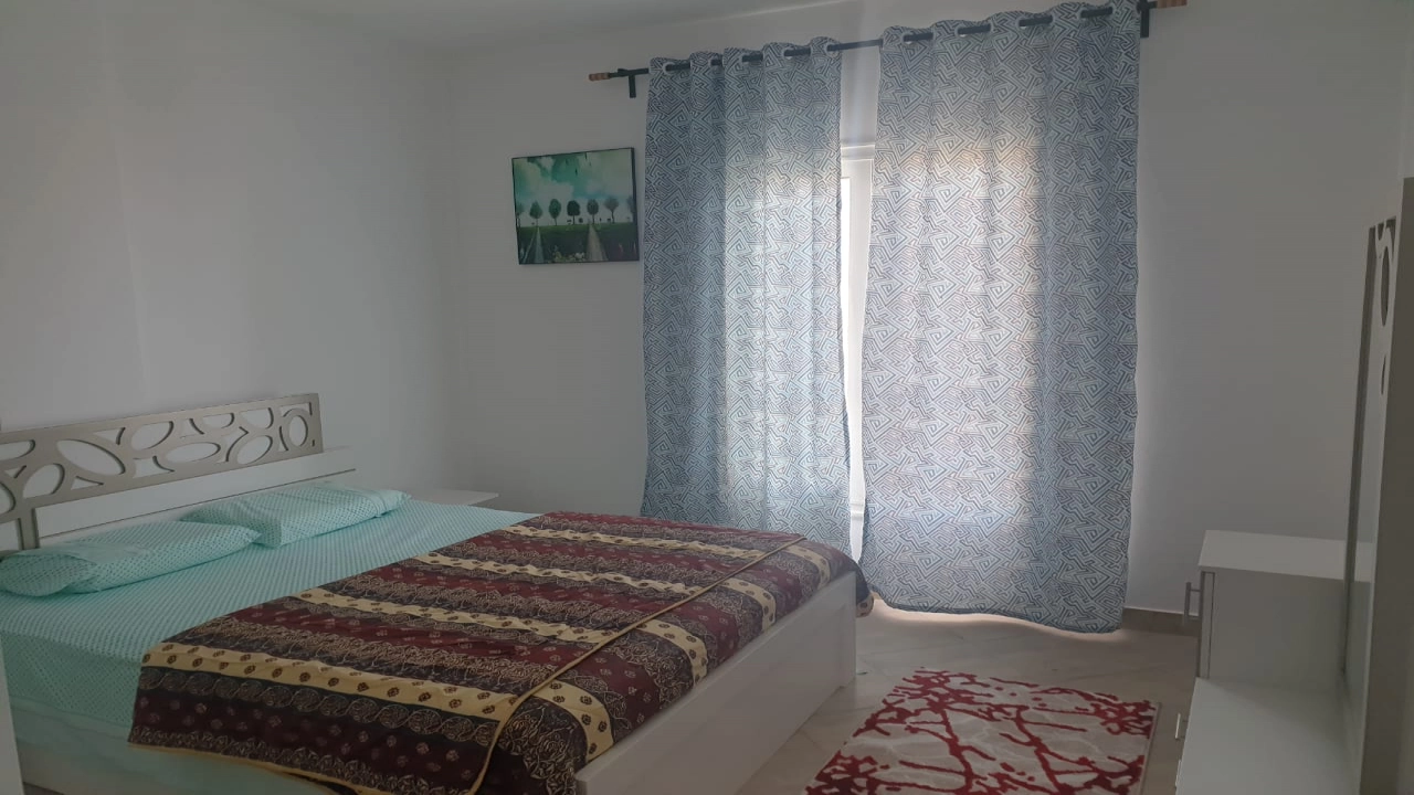 دوبلكس للايجار في امواج الدور الارضي 3غرف