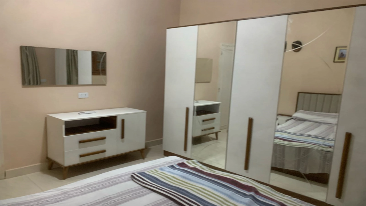 فيلا للايجار 4 غرف في مارينا الساحل الشمالي