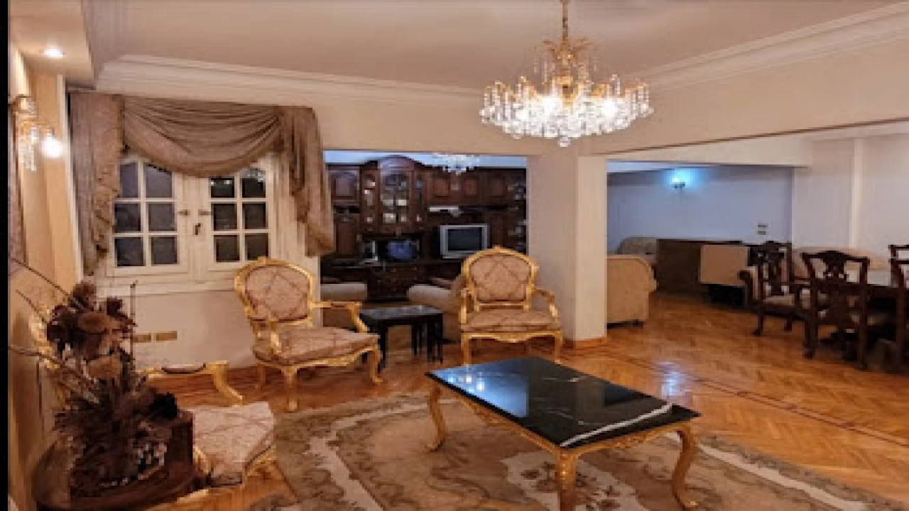 شقة للإيجار في ارقي شوارع الزمالك