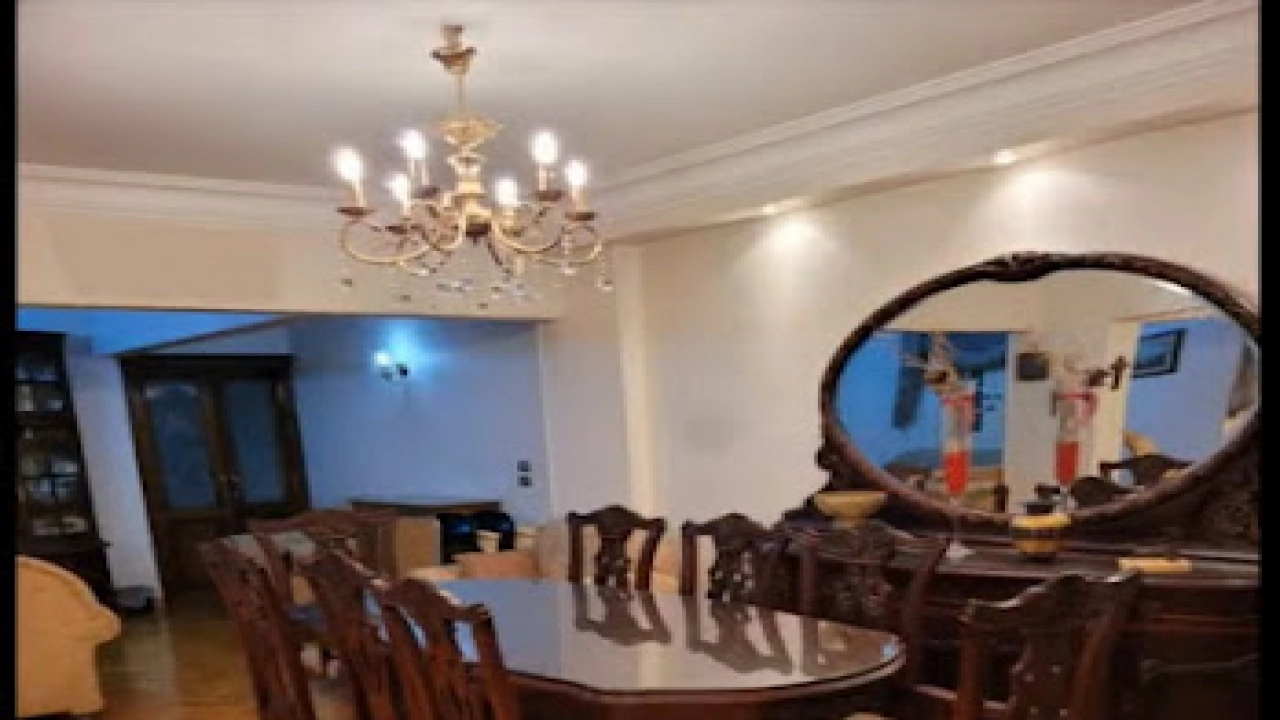 شقة للإيجار في ارقي شوارع الزمالك