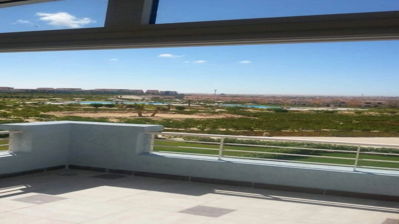 شاليه للايجار في الساحل الشمالي _ تلال العلمين