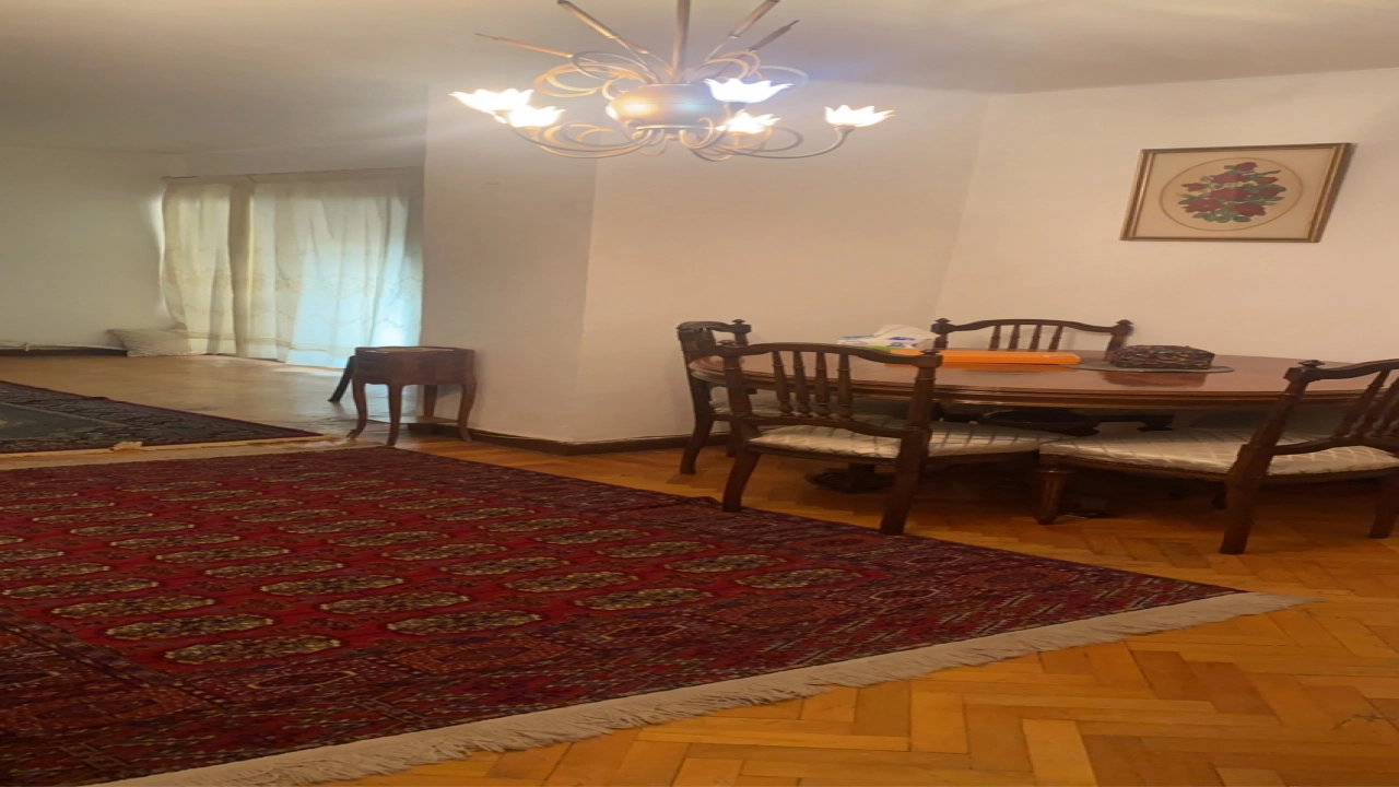 شقه للإيجار في ارقي مناطق الزمالك