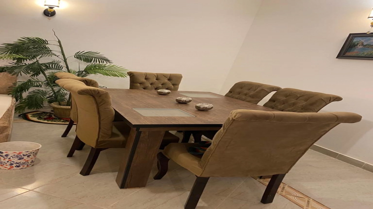 شاليه للايجار في كوان سيزر راس الحكمه ارضي 3غرف