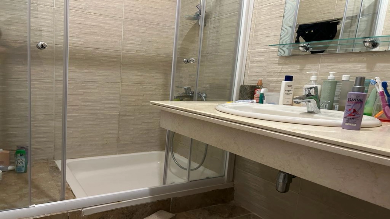 توين هاوس للبيع في تلال الساحل الشمالي ارضي 3غرف