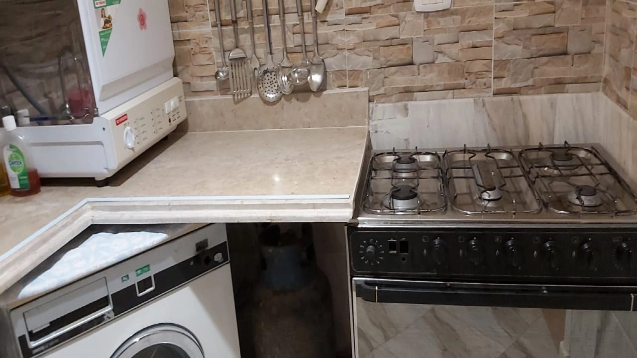 شاليه (للبيع ) بقريه مرسيليا بيتش 4