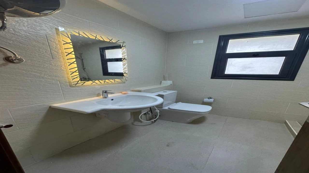 شاليه للايجار في جايا راس الحكمه غرفتين