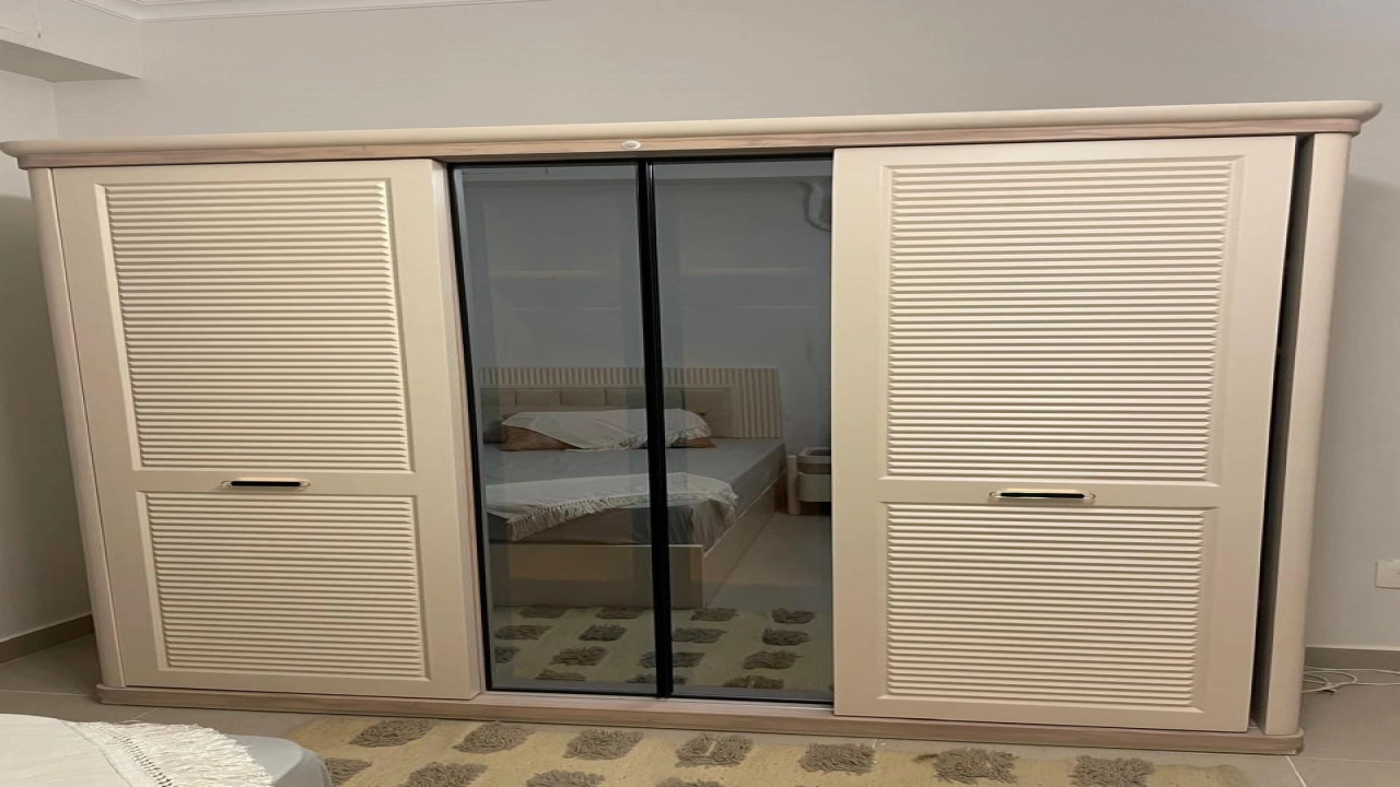 شاليه للايجار في جايا راس الحكمه غرفتين دور ارضي