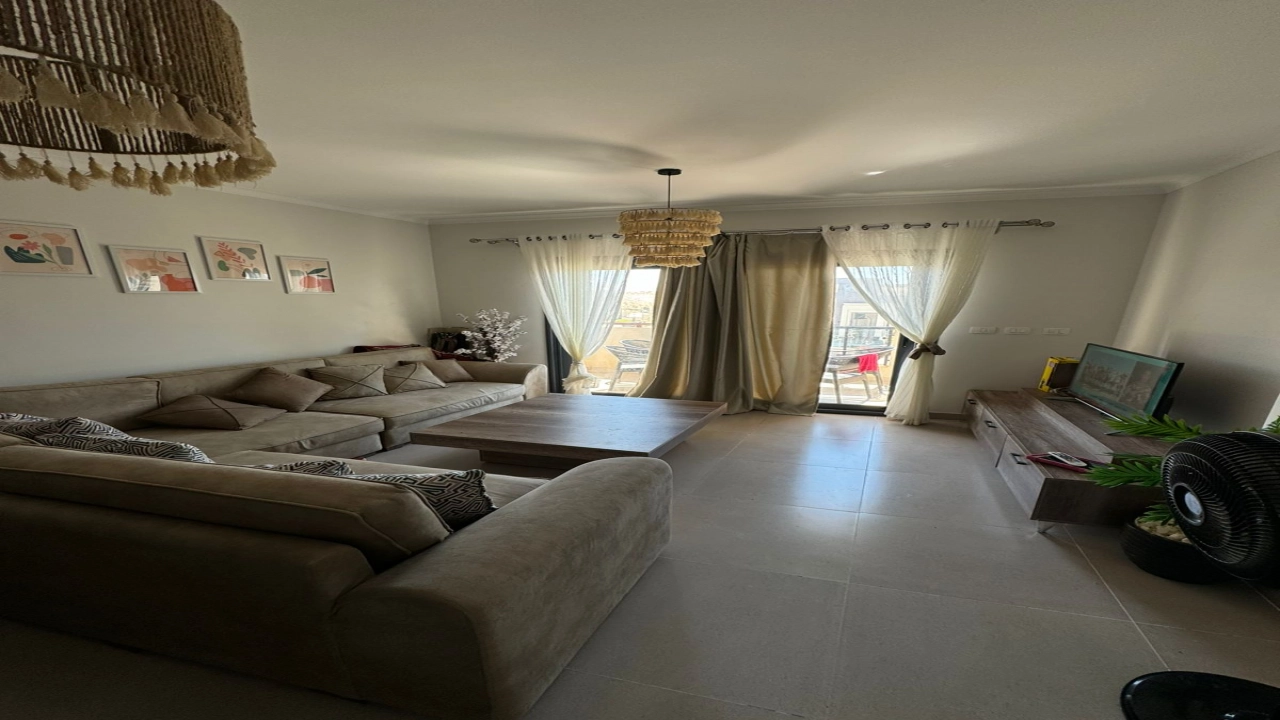 شاليه للايجار في جايا راس الحكمة غرفتين