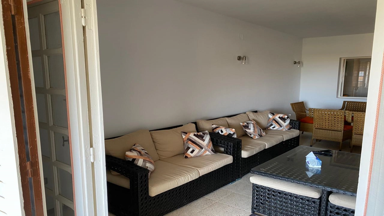 شاليه فى مارينا بوابه الرابعه