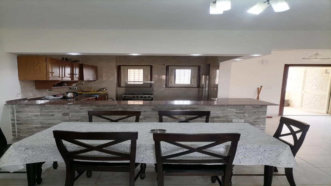 شاليه للايجار بمارينا6 غرفتين