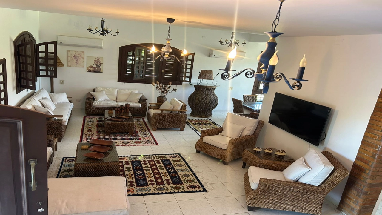 فيلا في الساحل الشمالي_ للايجار_ بمارينا 5 3غرف