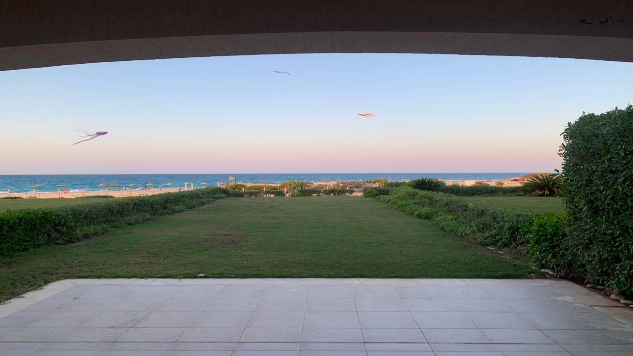 فيلا للبيع _ب سيدي عبد الرحمن(تلال)