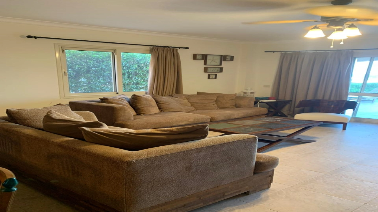 فيلا للبيع _ب سيدي عبد الرحمن(تلال)