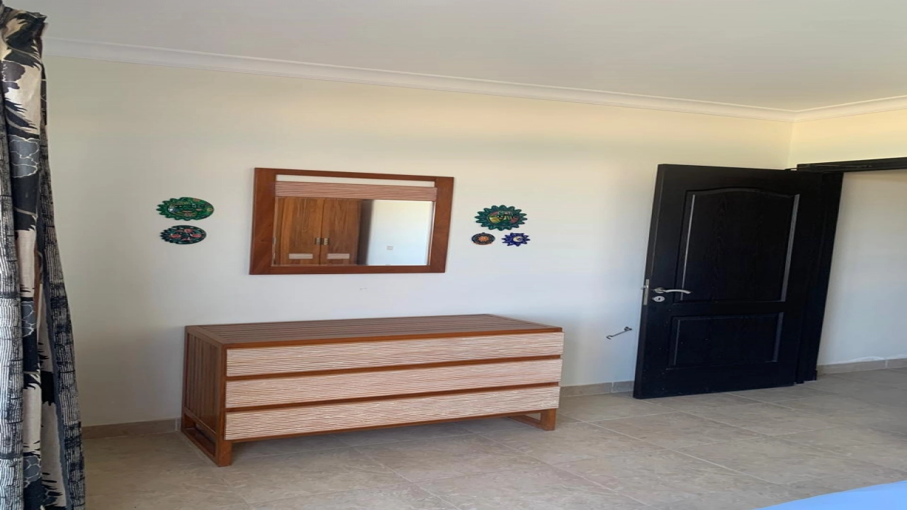 فيلا للبيع _ب سيدي عبد الرحمن(تلال)