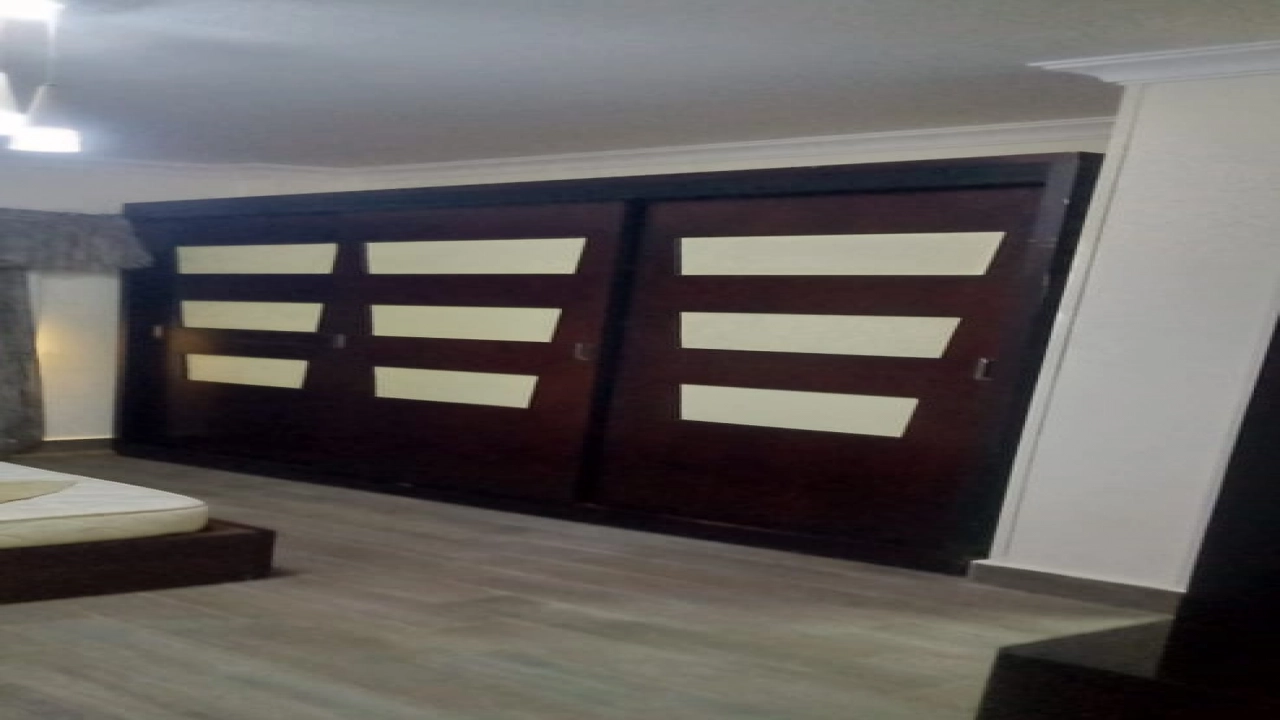 دوبليكس  دورين  مفروشين  بالكامل في التجمع