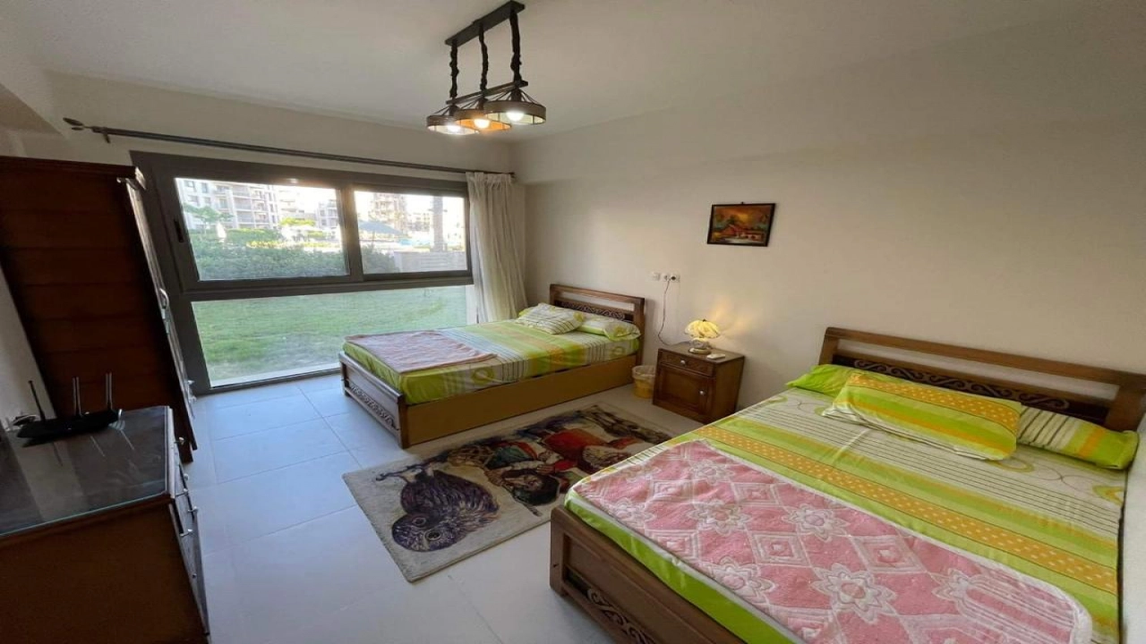 شاليه للايجار في مراسي ماريناارضي بجاردن غرفتين