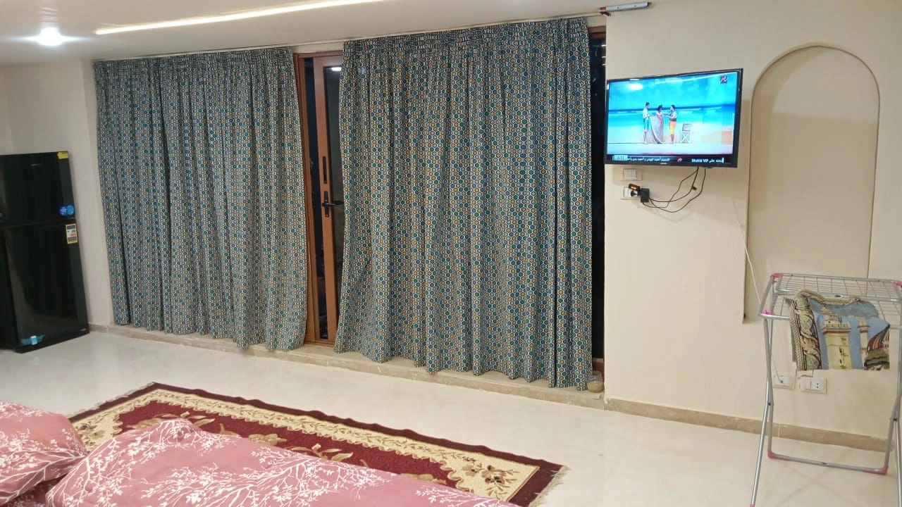 استديو للايجار فى قرية  لاسرينا بالعين السخنة