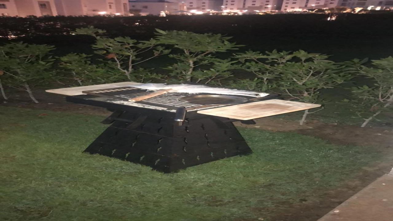 شالية للايجار3 نوم ارضي بحديقة في قرية امواج الساحل الشمالي