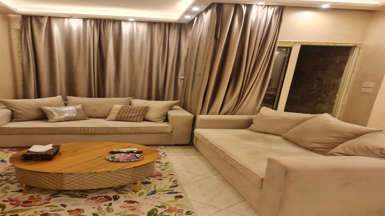 شقة استوديو ٢ نوم للايجار في الزمالك