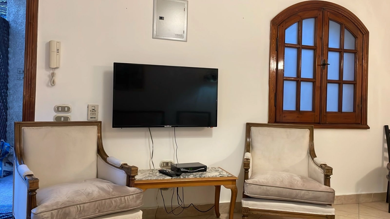 شقة مفروشة للإيجار برووف في الدقي